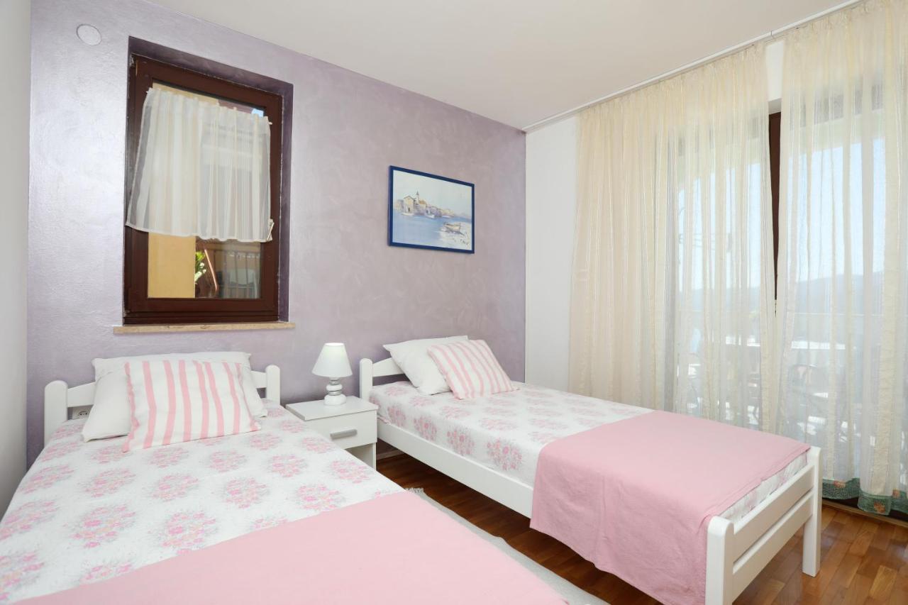 Greenhouse Family Apartments Рабац Екстер'єр фото